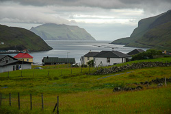 Färöer Sørvagsfjørður