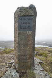 Gedenkstein an Flóki Vilgerðarson