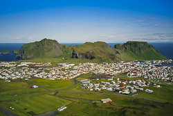 Blick auf Vestmannaeyjar vom Helgafell